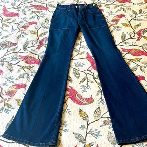 FRAME DENIM JEANS, SIZE 27, SIDE ZIPPER, FRONT POCKETS, NEW WITHOUT TAGS